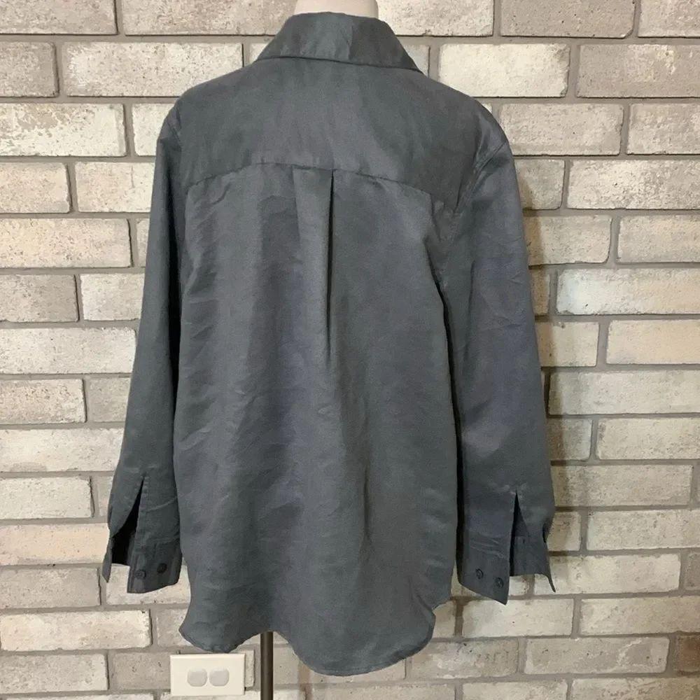 3for$20 button front top 16w - Picture 2 of 3